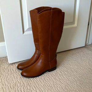 NWT Riding style boot
